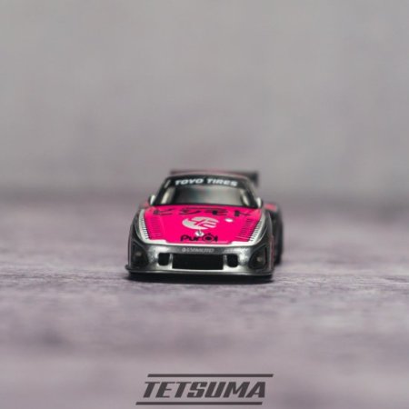 (image for) TETSUMA: BISIMOTO ENGINEERING 935 K3V EVMOTO 1:64 SCALE